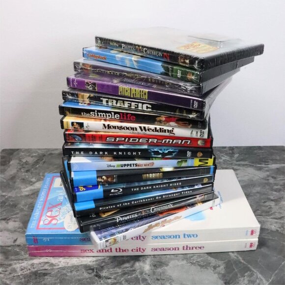 17pc Bundle Wholesale Lot DVD Blu-Ray Disc Movies Dark Knight, Pirates, Muppets - Picture 1 of 7